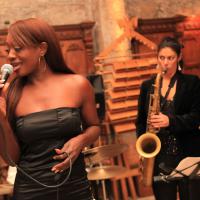 Vocal & saxophone www.jazzmariage.fr